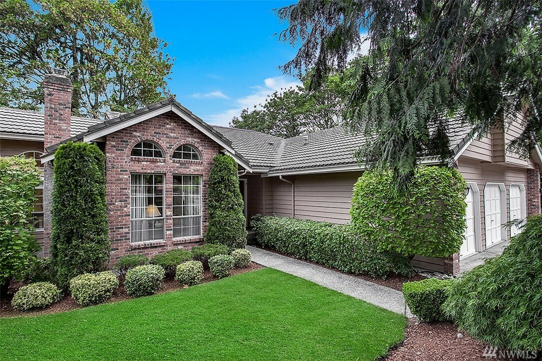 Property Photo:  10256 SE 7th St  WA 98004 