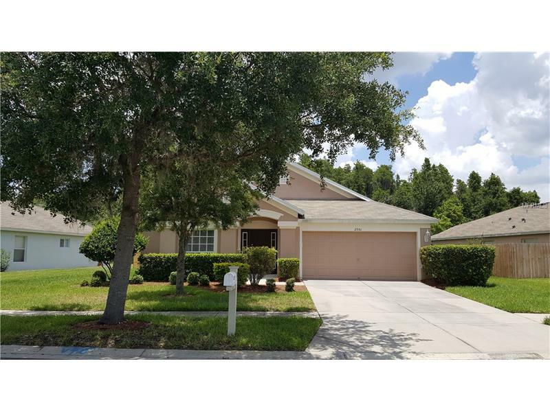 Property Photo: 2051 Shelbourne Court FL 33543