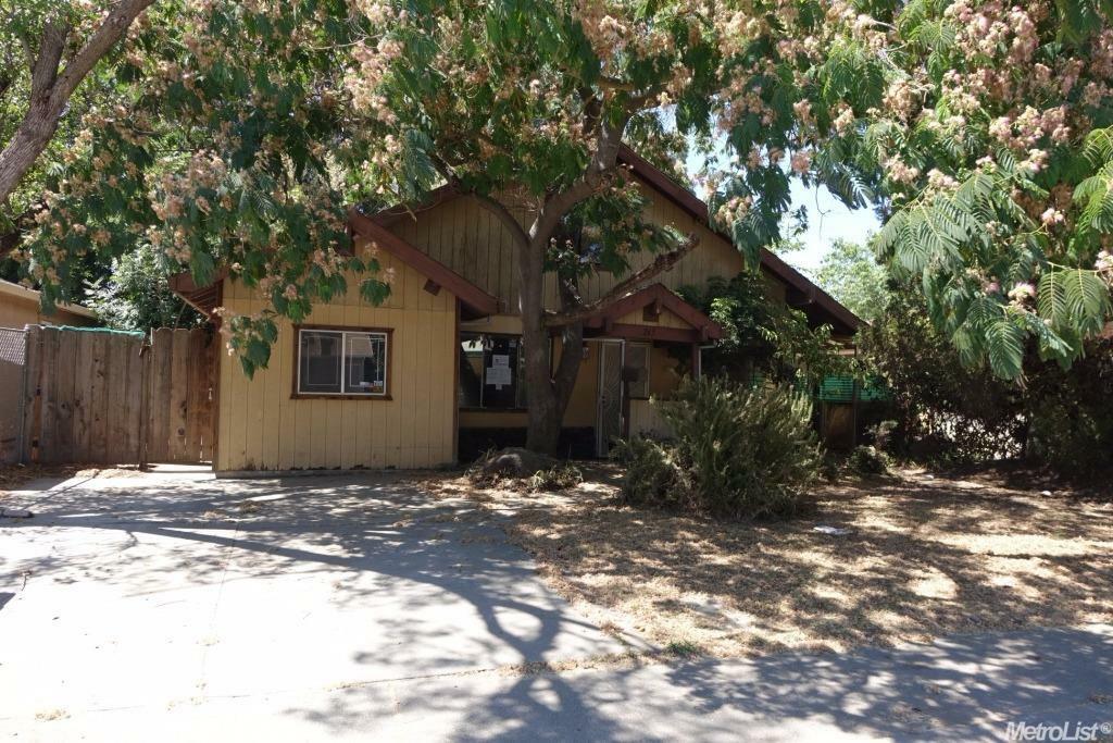 Property Photo:  265 Arcade Boulevard  CA 95815 