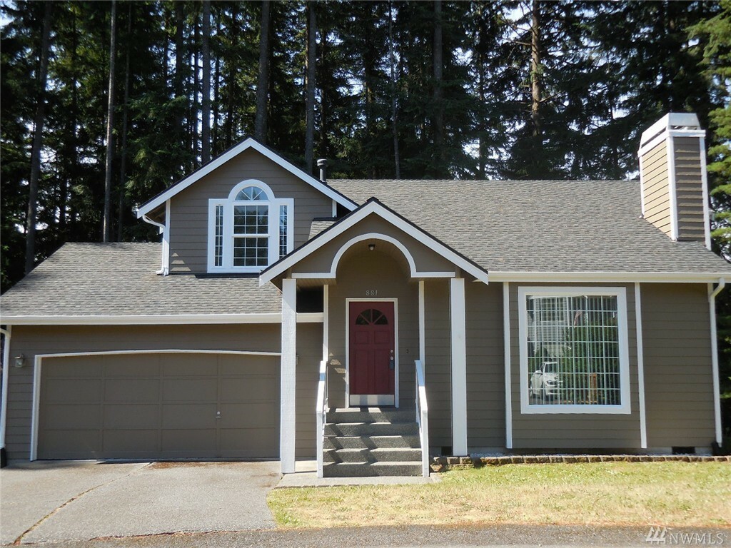 Property Photo:  881 NE Wilshire Ct  WA 98311 