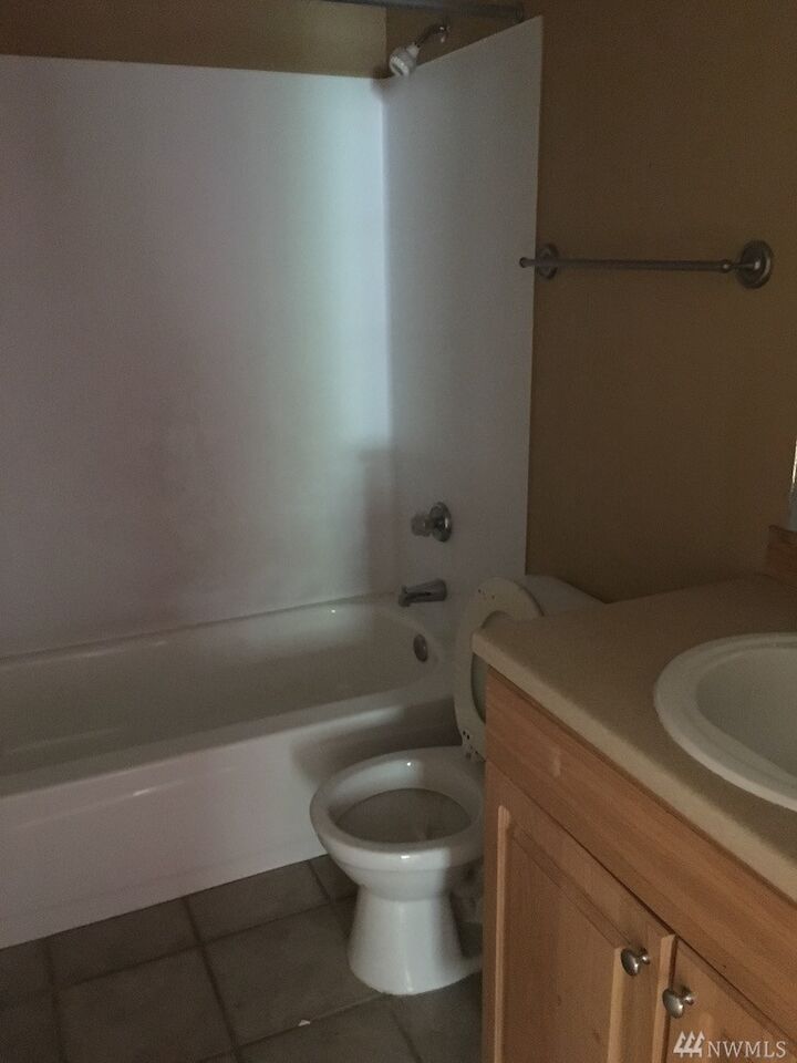 Property Photo:  15433 Country Club Dr F304  WA 98012 