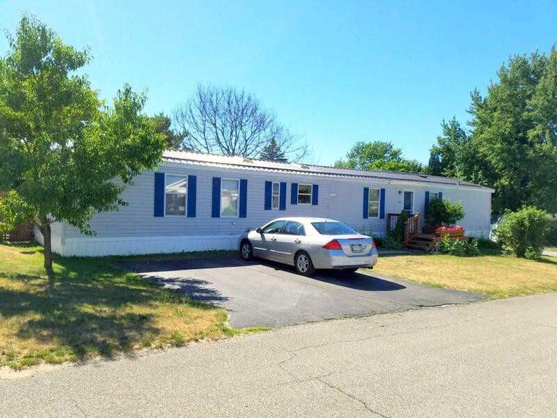 Property Photo: 202 Sunnybrook PA 16417