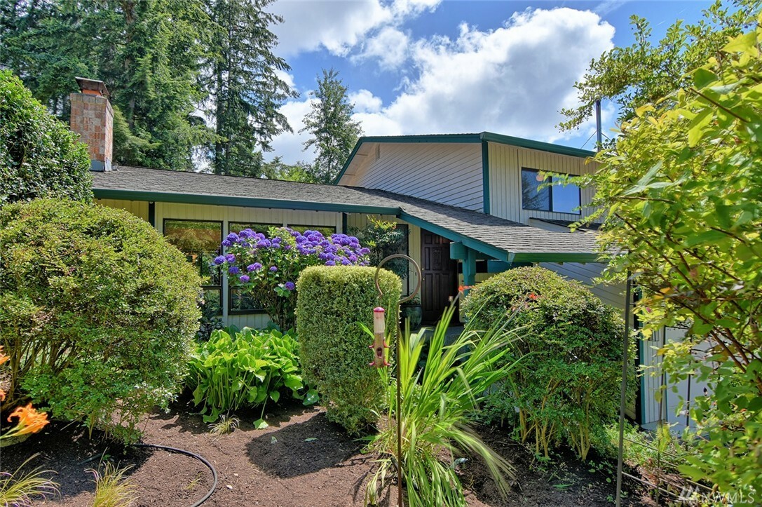 Property Photo:  6524 183rd St SW  WA 98037 