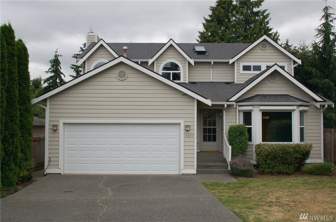 Property Photo: 11830 6th Place SW WA 98146