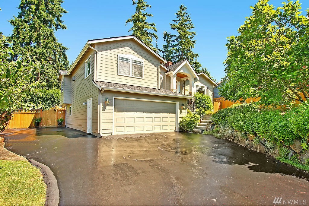 Property Photo:  15518 81st Ave NE  WA 98028 