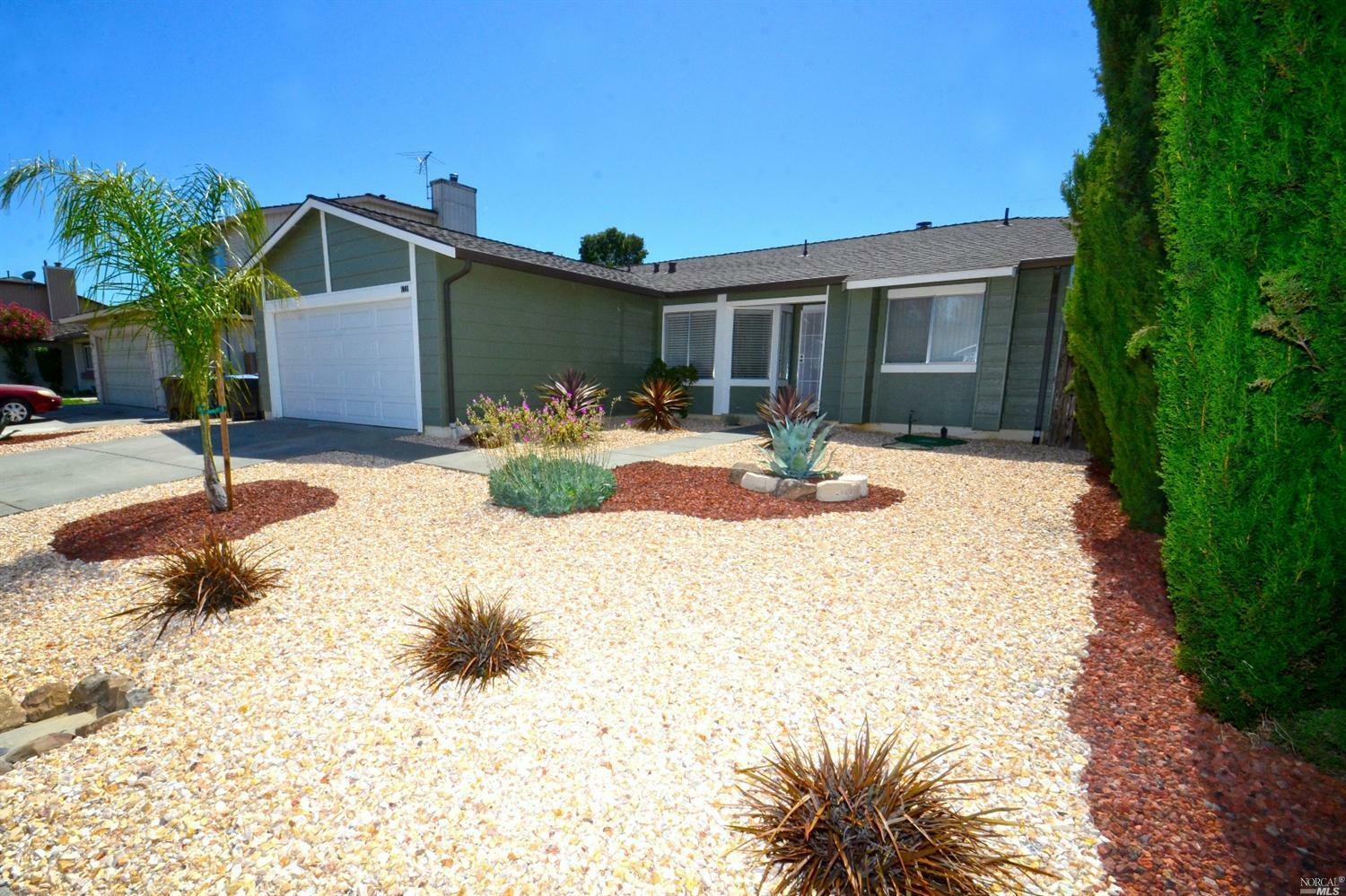 Property Photo:  1008 Towhee Way  CA 94585 