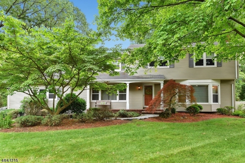 Property Photo:  48 Hampshire Rd  NJ 07676 