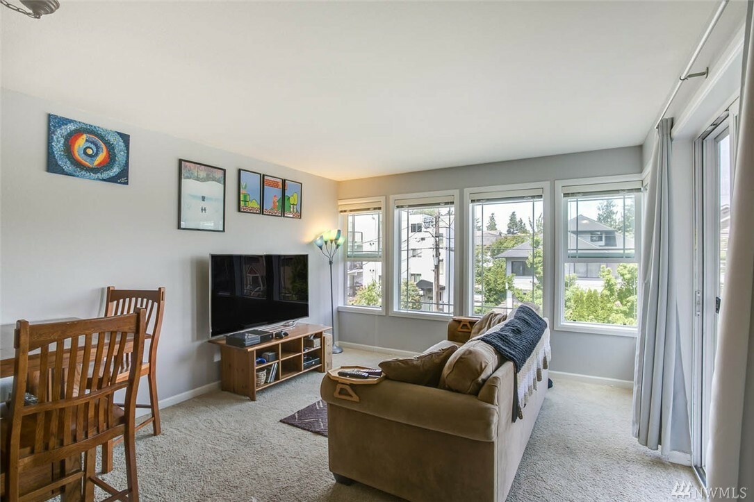 Property Photo:  2417 NW 59th St W303  WA 98107 