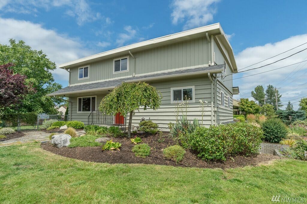 Property Photo: 3102 58th Ave NE WA 98422