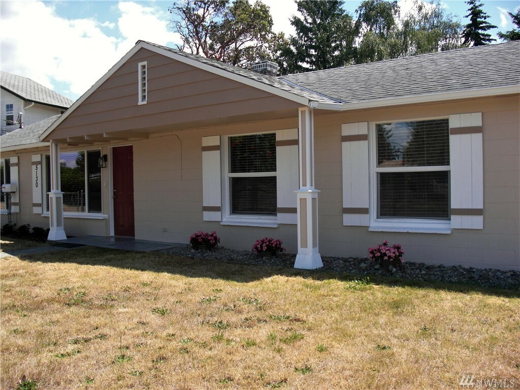 Property Photo:  5130 N Mance St  WA 98407 