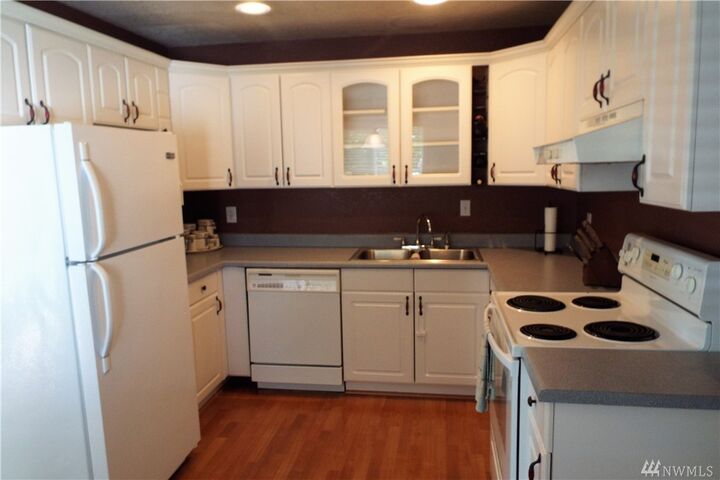 Property Photo:  29800 47th Place S  WA 98001 