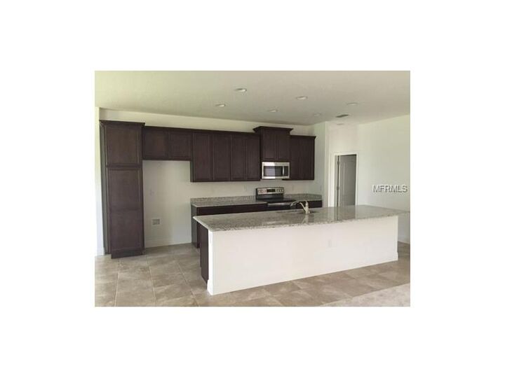 Property Photo: 11008 Brahman Ranch Circle FL 33578