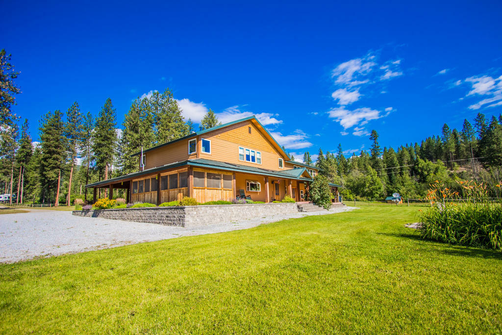 Property Photo:  3378 Northport-Flat Creek Rd  WA 99141 