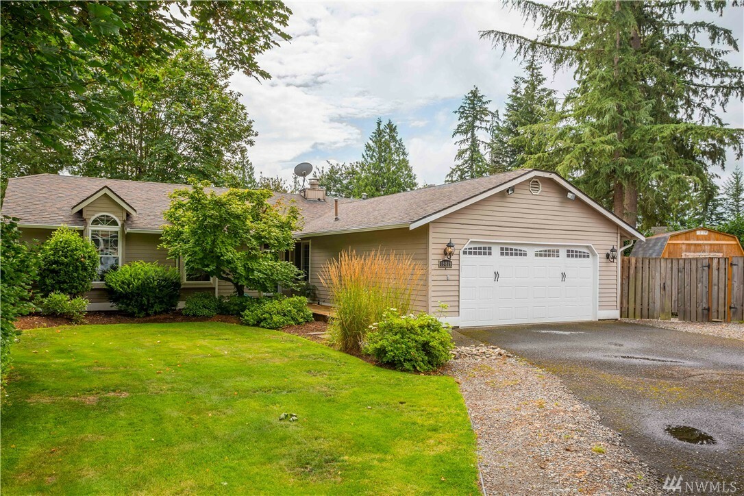 Property Photo:  19819 SE 266th Ct  WA 98042 