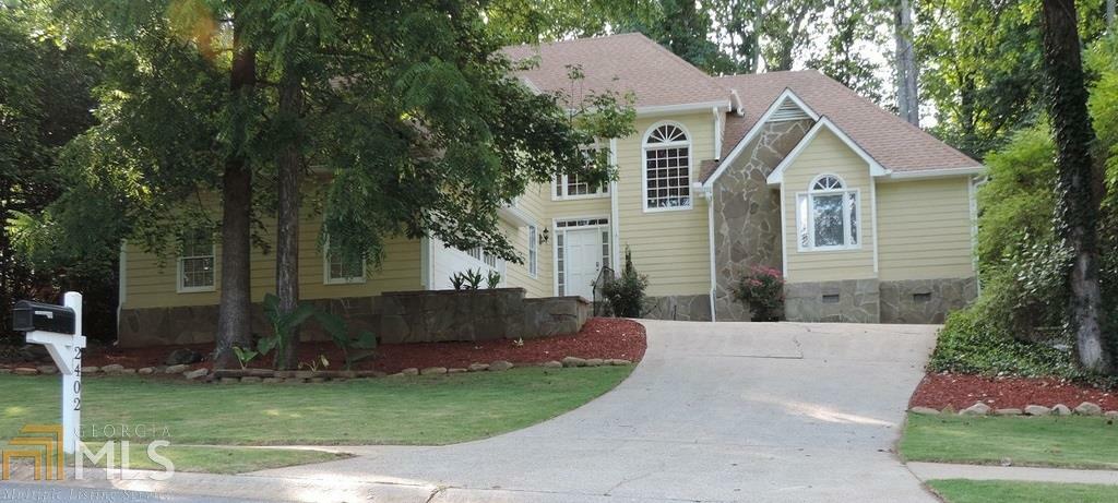 Property Photo:  2402 Battle Forest Dr  GA 30064 