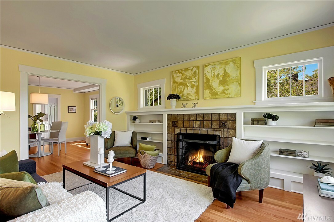 Property Photo: 3510 Woodlawn Ave N WA 98103
