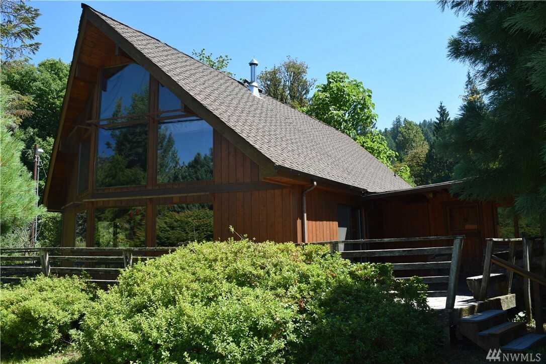 Property Photo: 924 Cline Rd WA 98377