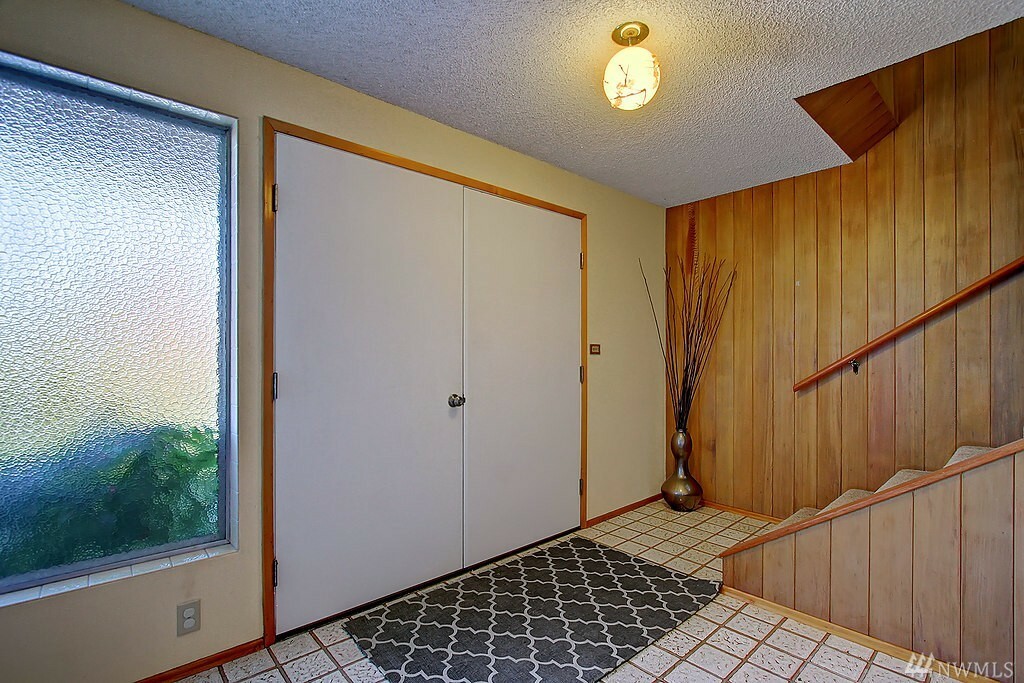 Property Photo: 13245 42nd Ave NE WA 98125