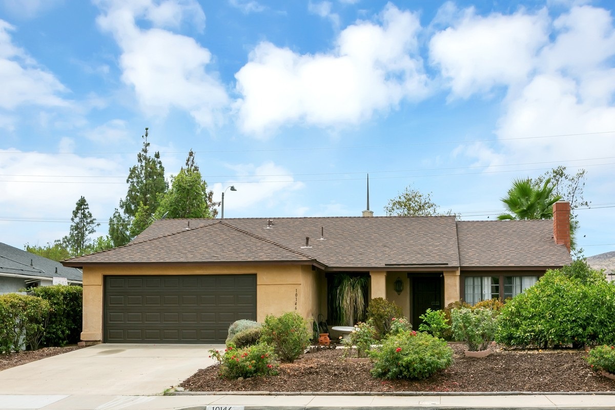 Property Photo:  10146 W Glendon  CA 92071 