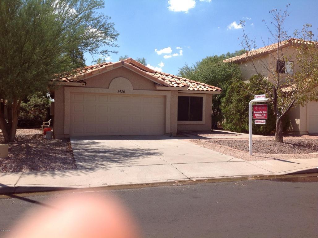 1426 S Parkcrest --  Mesa AZ 85206 photo