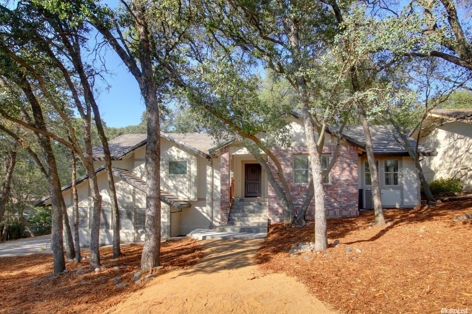 Property Photo:  6421 Lago Circle  CA 95683 