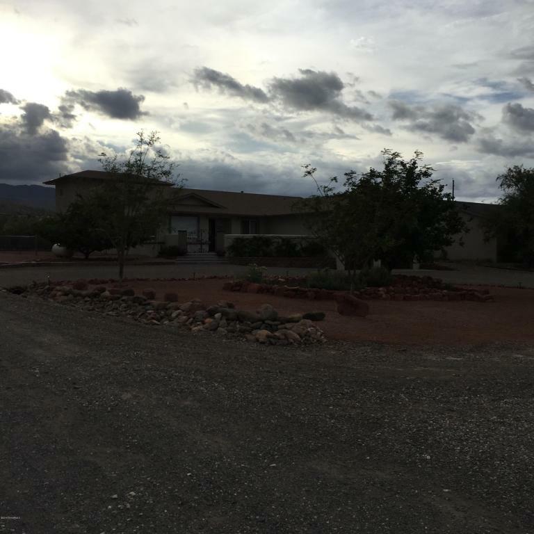 Property Photo:  1680 N Cholla Lane  AZ 86324 