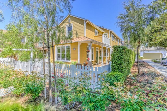 Property Photo:  6 Honey Tree Farm  CA 92694 