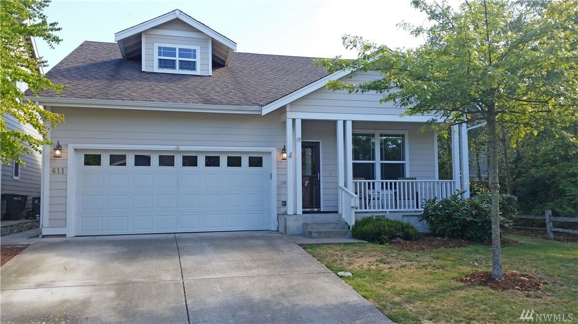 Property Photo:  611 Starflower Ct  WA 98226 