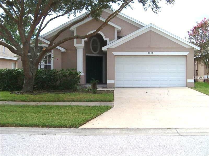 Property Photo:  3227 Egrets Landing Drive  FL 32746 