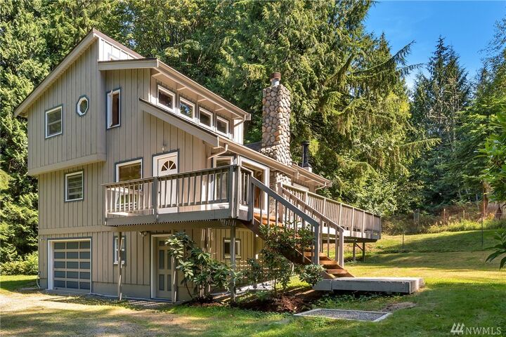 Property Photo: 820 Iowa Heights Rd WA 98284