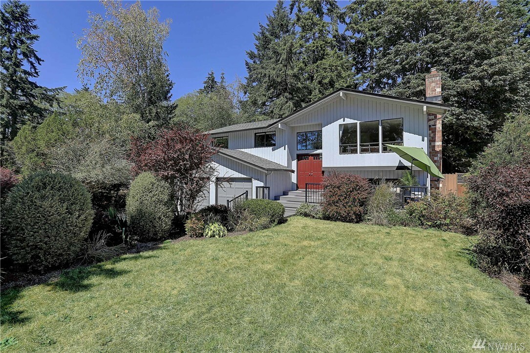 Property Photo:  2144 N 178th St  WA 98133 