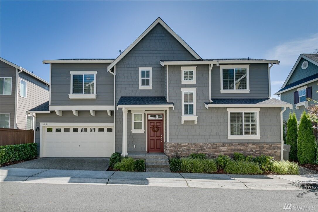 Property Photo:  9839 NE 138th Place 12  WA 98034 