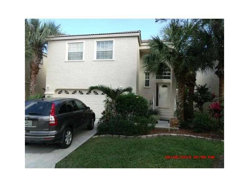 Property Photo:  563 NW 87 Ln  FL 33071 