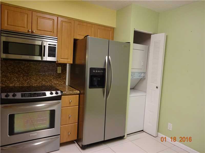 Property Photo:  14062 SW 91st Ter 14062  FL 33186 