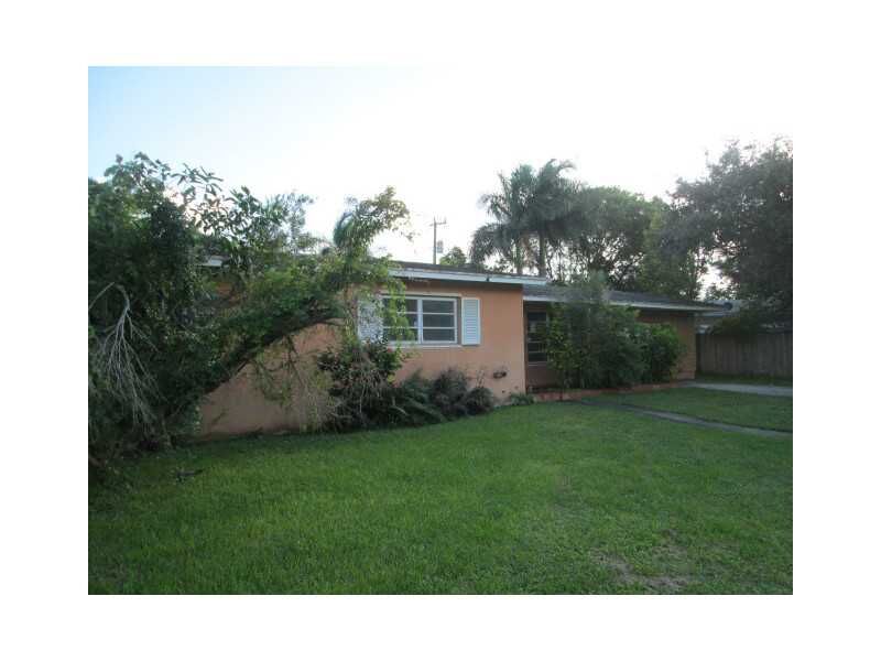 Property Photo:  9440 SW 180 St  FL 33157 