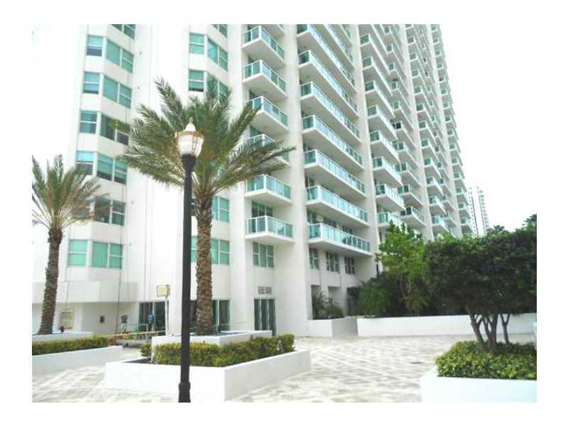 Property Photo: 3201 NE 183 St 1006 FL 33160