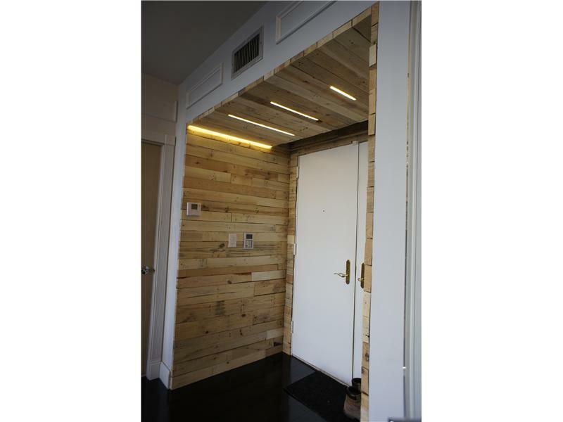 Property Photo:
