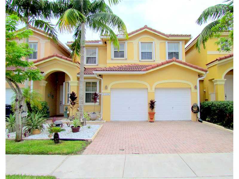 Property Photo: 13816 SW 114 Te FL 33186