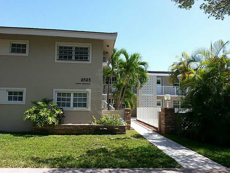 Property Photo:  6565 Santona St B3  FL 33146 