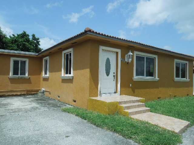 Property Photo: 725 E 28th St FL 33013