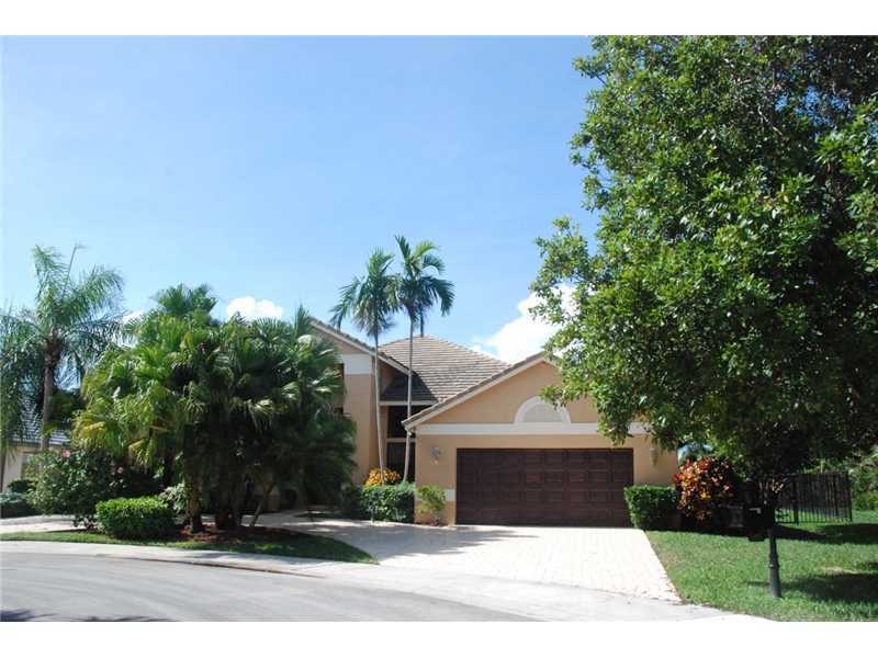 Property Photo:  1073 Twin Branch Ln  FL 33326 