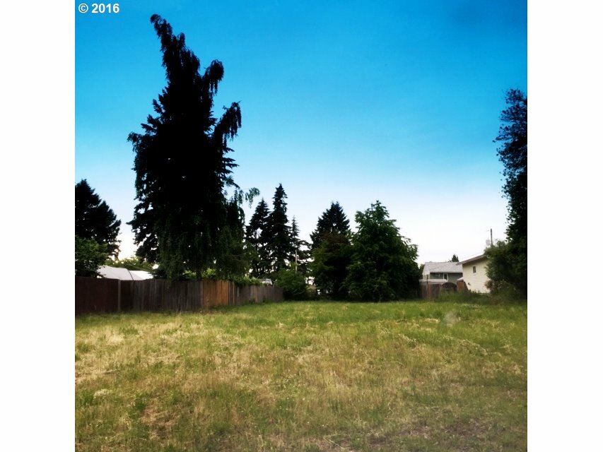 Property Photo: 4006 E 13th St WA 98661