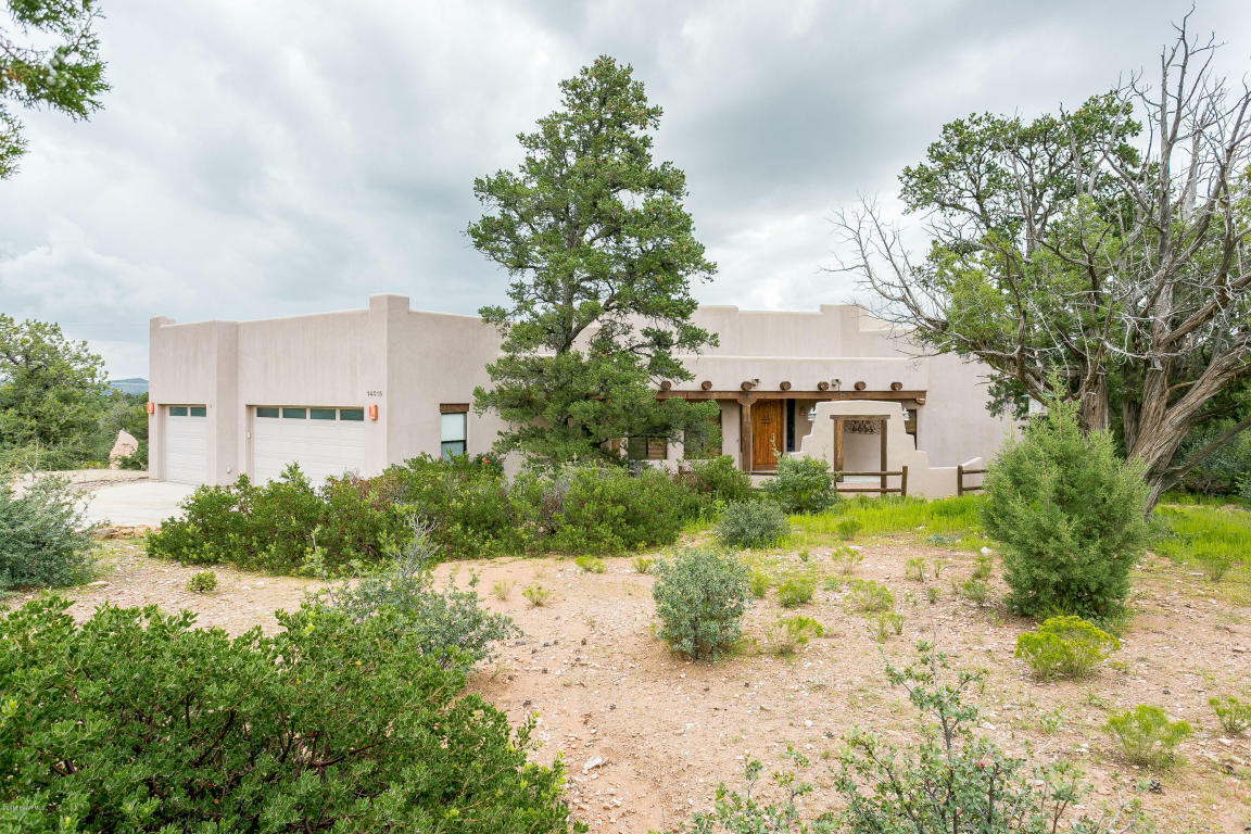 Property Photo:  14015 N Warbonnet 5  AZ 86305 