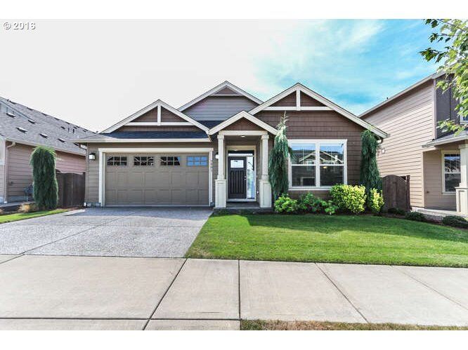 Property Photo:  3801 N Pioneer Canyon Dr  WA 98642 