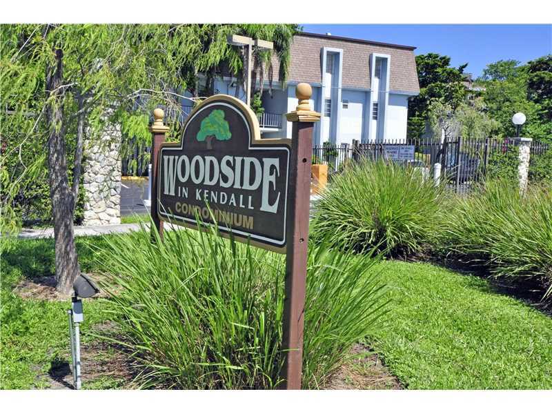 Property Photo: 9651 SW 77th Ave 205E FL 33156