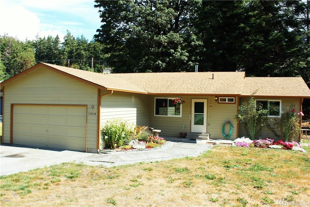 Property Photo:  1989  Bartl Drive  WA 98282 