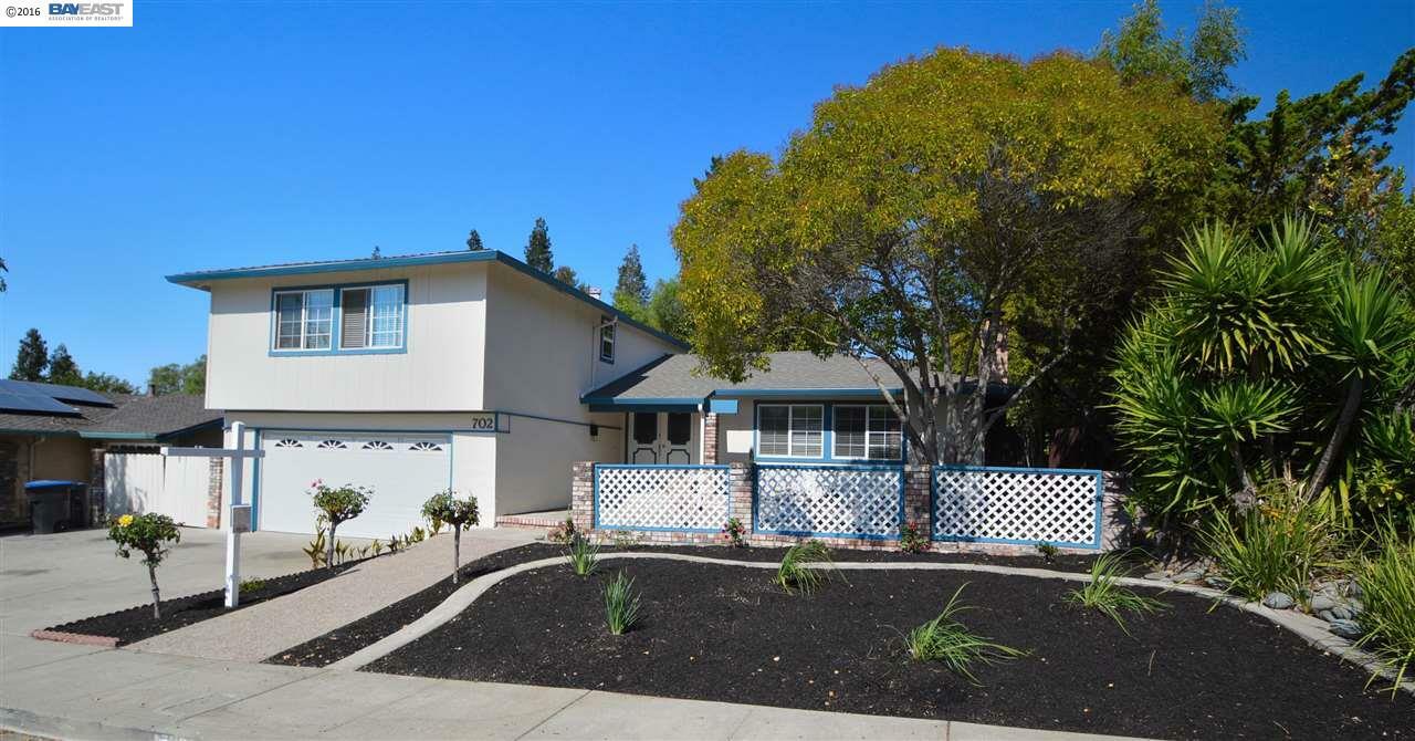 Property Photo:  702 Sylvaner Drive  CA 94566 