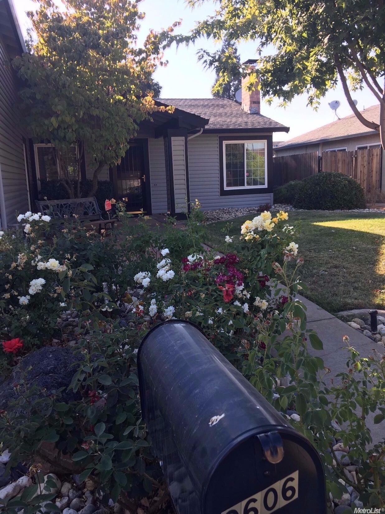 Property Photo: 9606 Mirandy Drive CA 95827