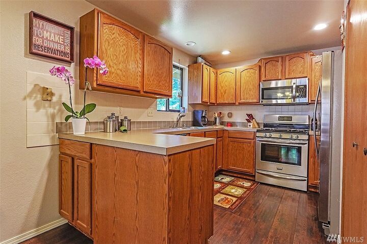 Property Photo: 4565 SE Firmont Dr WA 98367