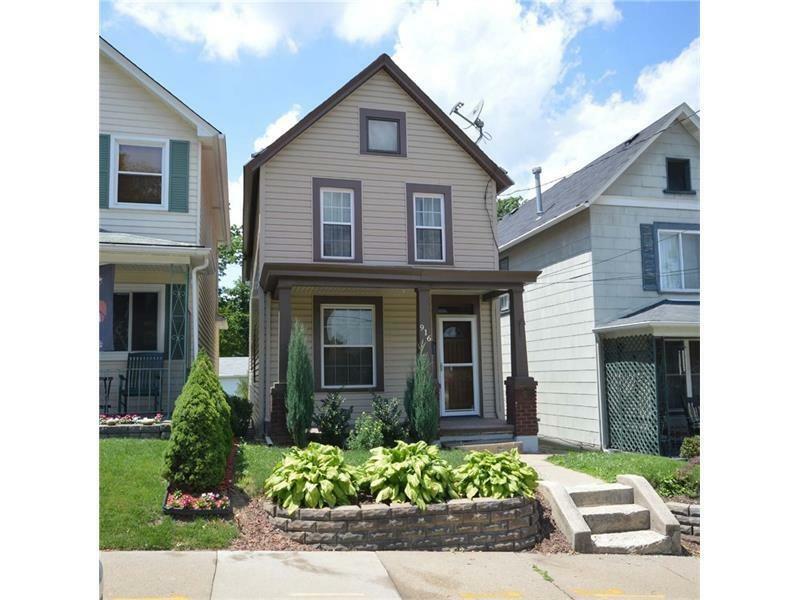 Property Photo:  916 Fleming Street  PA 15108 